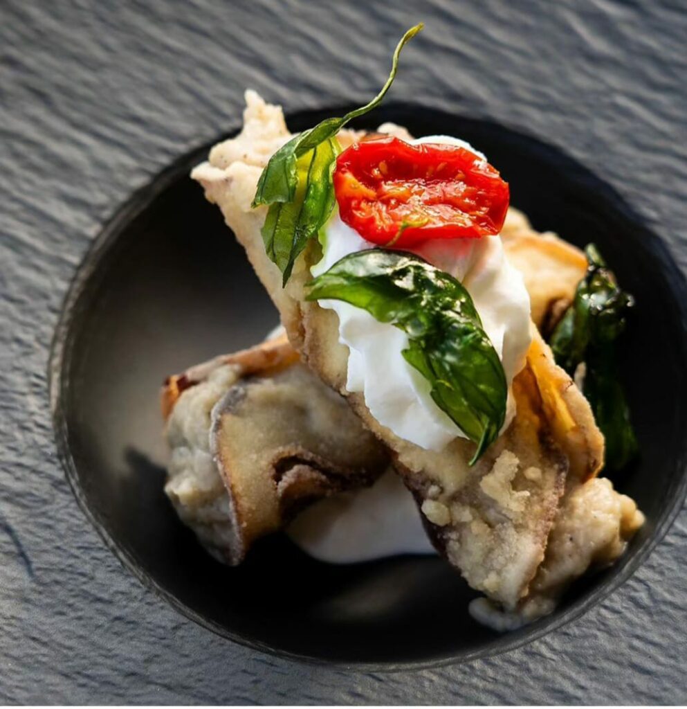 Cannolo di melanzane – antipasto siciliano Terrazza Moro